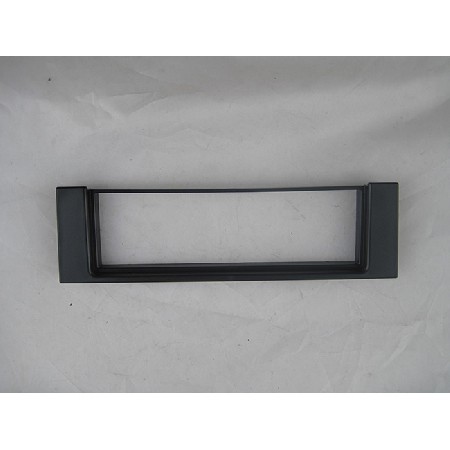 YE-AU 010 01-04 AUDI A4,4B,1DIN