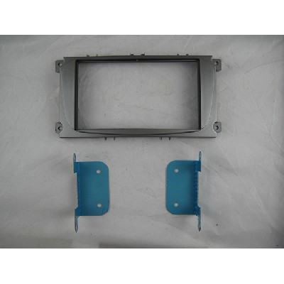 YE-FR 007 07 FORD MONDEO, C MAX, SILVER