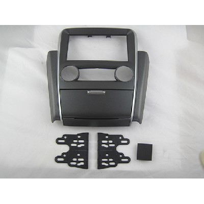 YE-MI 006 2011 MITSUBISHI V3 LINGYUE Mitsubishi V3 Lingyue
